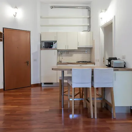 Con Giardino Privato Vicino Stazione Lambrate - Relax E Lavoro *