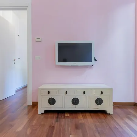 Con Giardino Privato Vicino Stazione Lambrate - Relax E Lavoro Διαμέρισμα